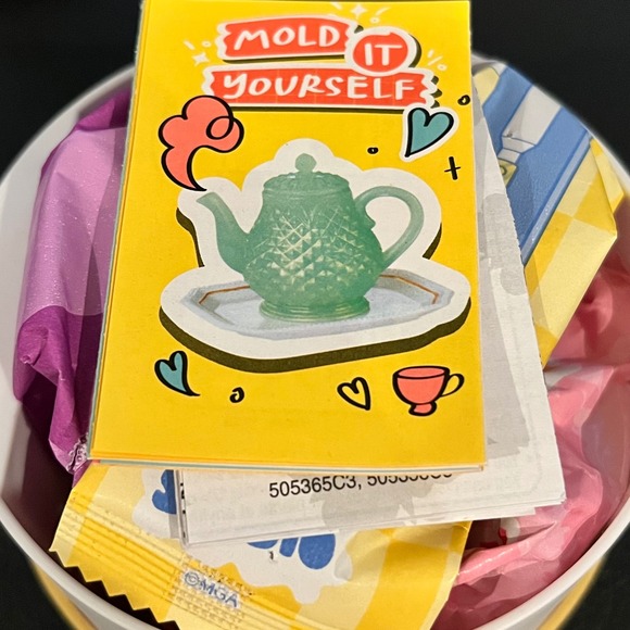 MGA Entertainment Other - Miniverse Make it Mini Lifestyle‎ Series 2: Jade Teapot